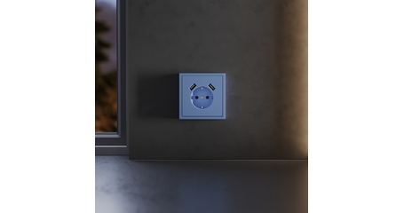 Накладка для розетки с заземлением и защитными шторками, с USB A+A Voltum S70 (деним) VLS000915