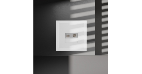 Розетка телевизионная встраиваемая Voltum S70 TV+RJ45 кат. 6, (белый матовый) VLS060702